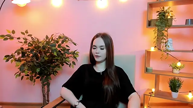 LuraPodraza online show from 04.05.26