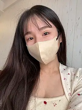 Snapshot of Hinako_0012 chatting on 04.13.26 Hinako 0012 online show from 04.13.26