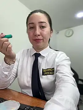 Snapshot of suzy-111 chatting on 04.08.26 suzy-111 online show from 04.08.26