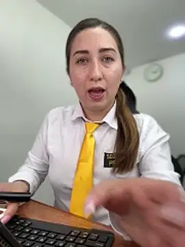 Snapshot of suzy-111 chatting on 04.15.26 suzy-111 online show from 04.15.26