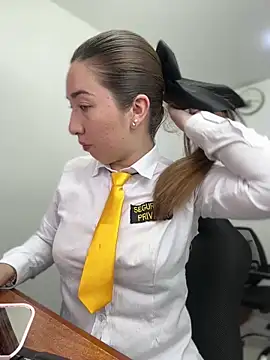 Snapshot of suzy-111 chatting on 04.16.26 suzy-111 online show from 04.16.26