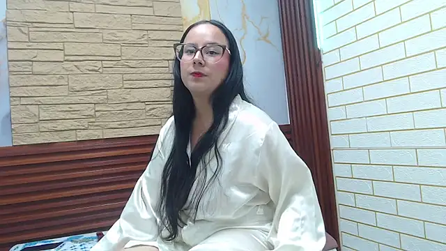 malory black online show from 04.06.26