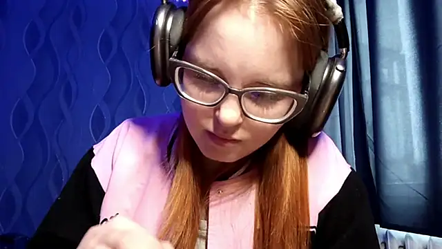 Sheriscute online show from 04.10.26