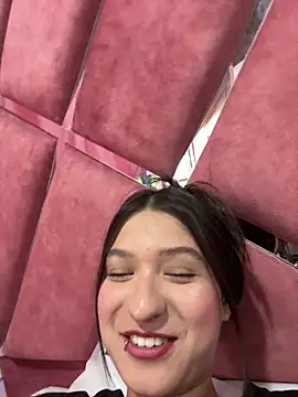 AgathaSanderhs1  online show from 04.14.26