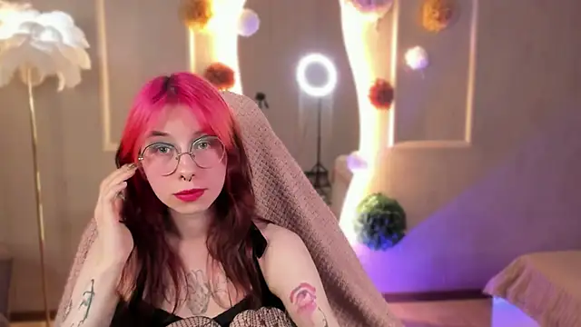 Alice Nyx online show from 04.08.26