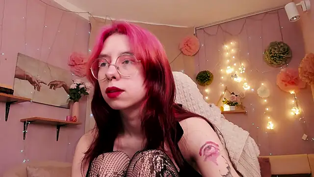 Alice Nyx online show from 04.11.26