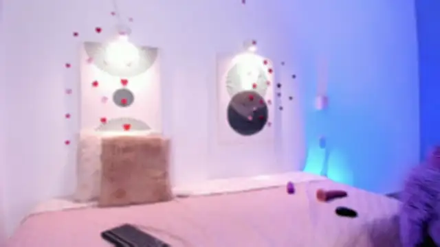 LaylaTemptMe online show from 04.13.26