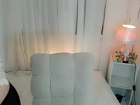 xCandy Hotgirlx online show from 06.04.26