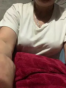 candy-beo online show from 04.13.26