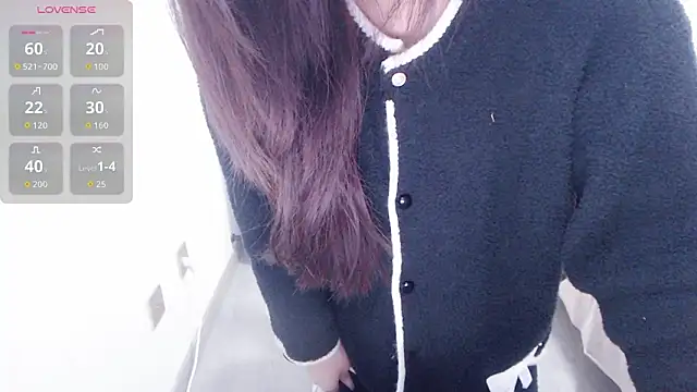 yaoyao-liu online show from 04.14.26