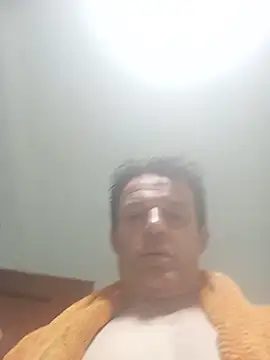 Snapshot of mecaloco chatting on 06.17.26 mecaloco online show from 06.17.26