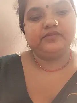 Snapshot of Desi_hot_bhabhi01 chatting on 06.06.26 Desi hot bhabhi01 online show from 06.06.26