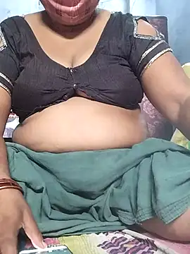 Snapshot of Desi_hot_bhabhi01 chatting on 07.02.26 Desi hot bhabhi01 online show from 07.02.26
