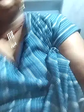 Snapshot of Desi_hot_bhabhi01 chatting on 07.15.26 Desi hot bhabhi01 online show from 07.15.26