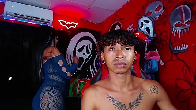 Snapshot of Skarlettmusex chatting on 04.10.26 Skarlettmusex online show from 04.10.26