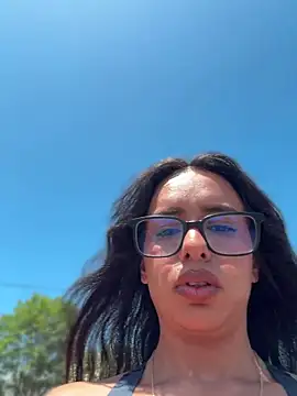 Snapshot of Controllercutie chatting on 04.16.26 Controllercutie online show from 04.16.26