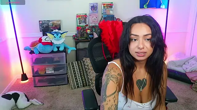 Controllercutie online show from 06.08.26