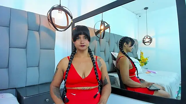 Samanthaciro online show from 04.12.26