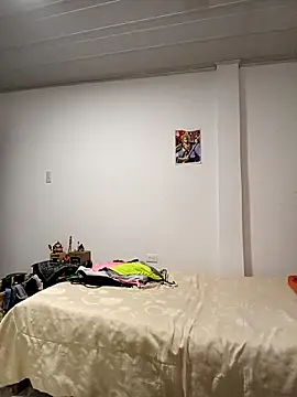 Leticia Hinkley  online show from 04.11.26