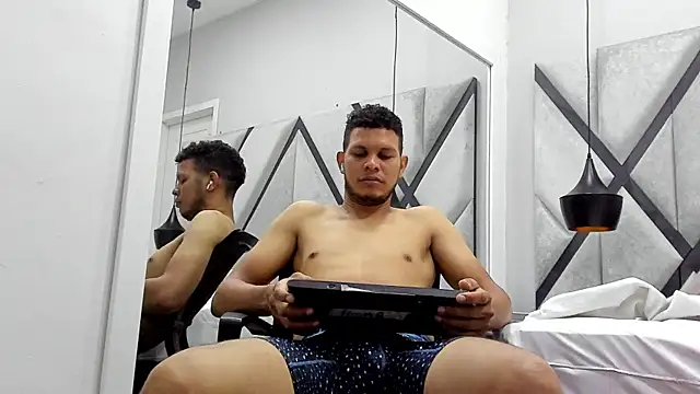 NohaBrooks online show from 04.15.26