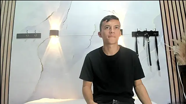 DilanAndKing online show from 04.15.26