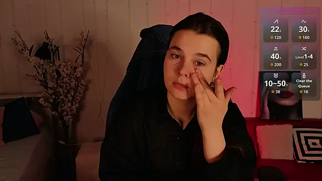 Kacey Love online show from 04.17.26