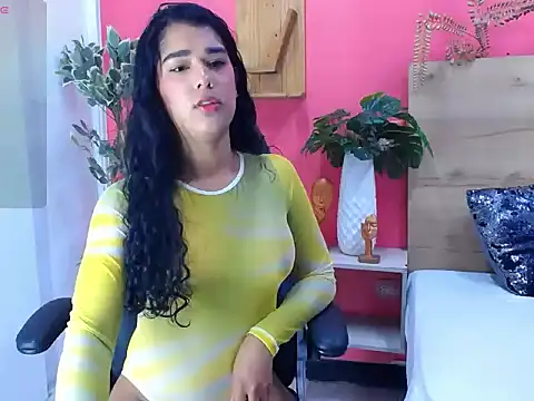 liahspencer online show from 04.16.26