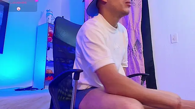 Axel  fierro online show from 04.07.26