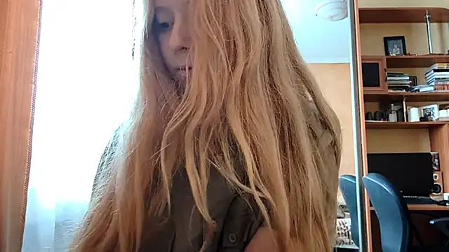 KateVibe 01 online show from 04.14.26