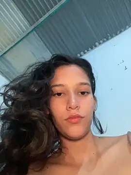 Snapshot of RAMONA_and_ROGER chatting on 04.09.26 RAMONA and ROGER online show from 04.09.26