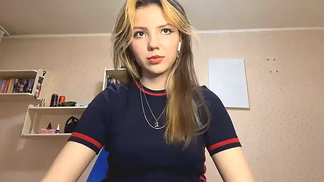 KeliVerde online show from 04.12.26