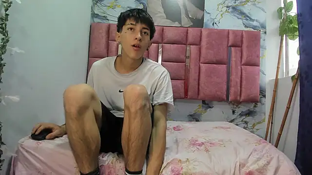 keily and carty online show from 04.16.26