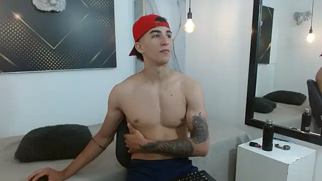 GoldenDesireX  online show from 04.10.26