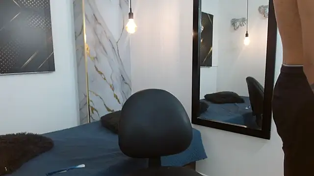 GoldenDesireX  online show from 04.12.26