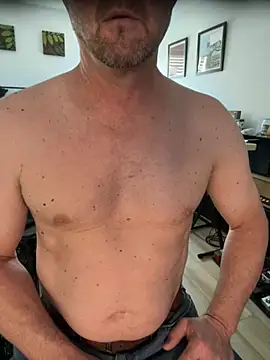 GeetarLuvver online show from 04.05.26