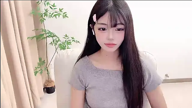 Snapshot of Kitteovo chatting on 06.23.26 Kitteovo online show from 06.23.26