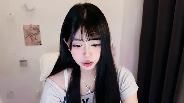 Snapshot of Kitteovo chatting on 07.22.26 Kitteovo online show from 07.22.26