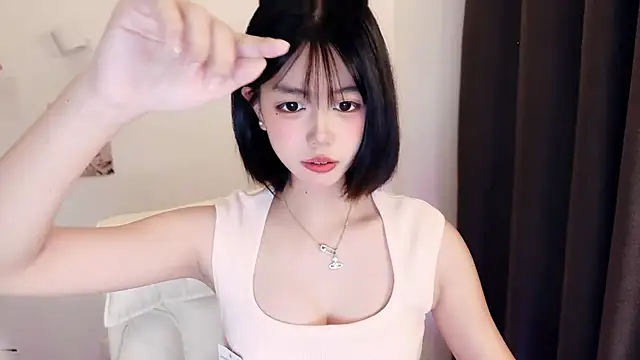 Snapshot of Kitteovo chatting on 07.25.26 Kitteovo online show from 07.25.26