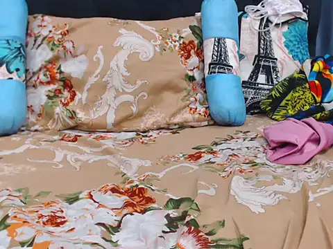 ChocolateClitt online show from 04.08.26