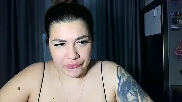 miss preggie online show from 04.07.26