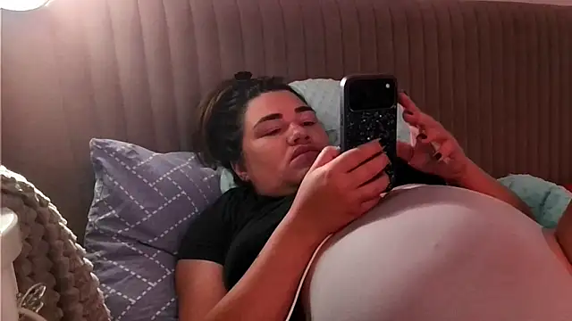 miss preggie online show from 07.07.26