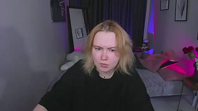 FionaxRider  online show from 04.15.26