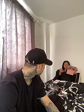 dream party 4U online show from 04.12.26