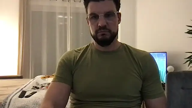 YoloNude online show from 04.10.26