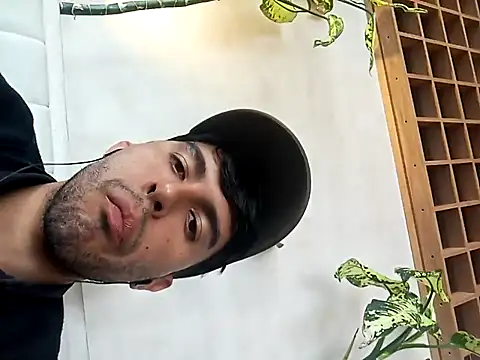 RodrigoColby2 online show from 04.10.26