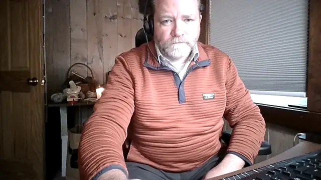 Snapshot of JJ_CONN78 chatting on 04.22.26 JJ CONN78 online show from 04.22.26