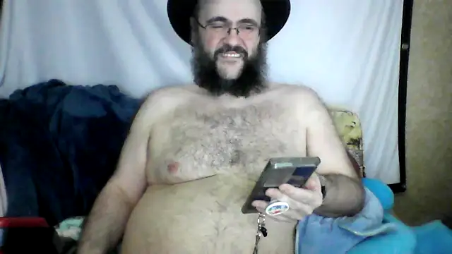 BriTheTopBear online show from 04.14.26