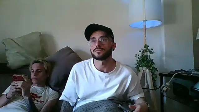 Snapshot of jonan_bcn chatting on 04.06.26 jonan bcn online show from 04.06.26