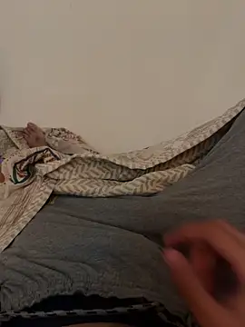 sunnyroy26 online show from 04.17.26