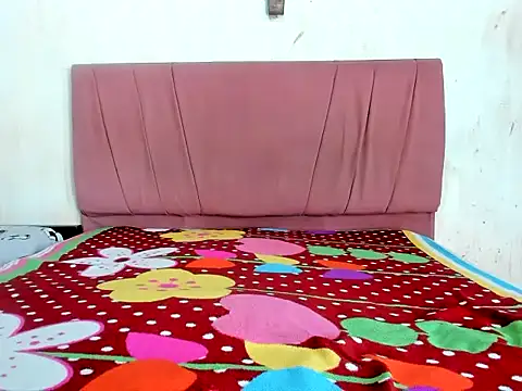 Junior bebe online show from 04.09.26